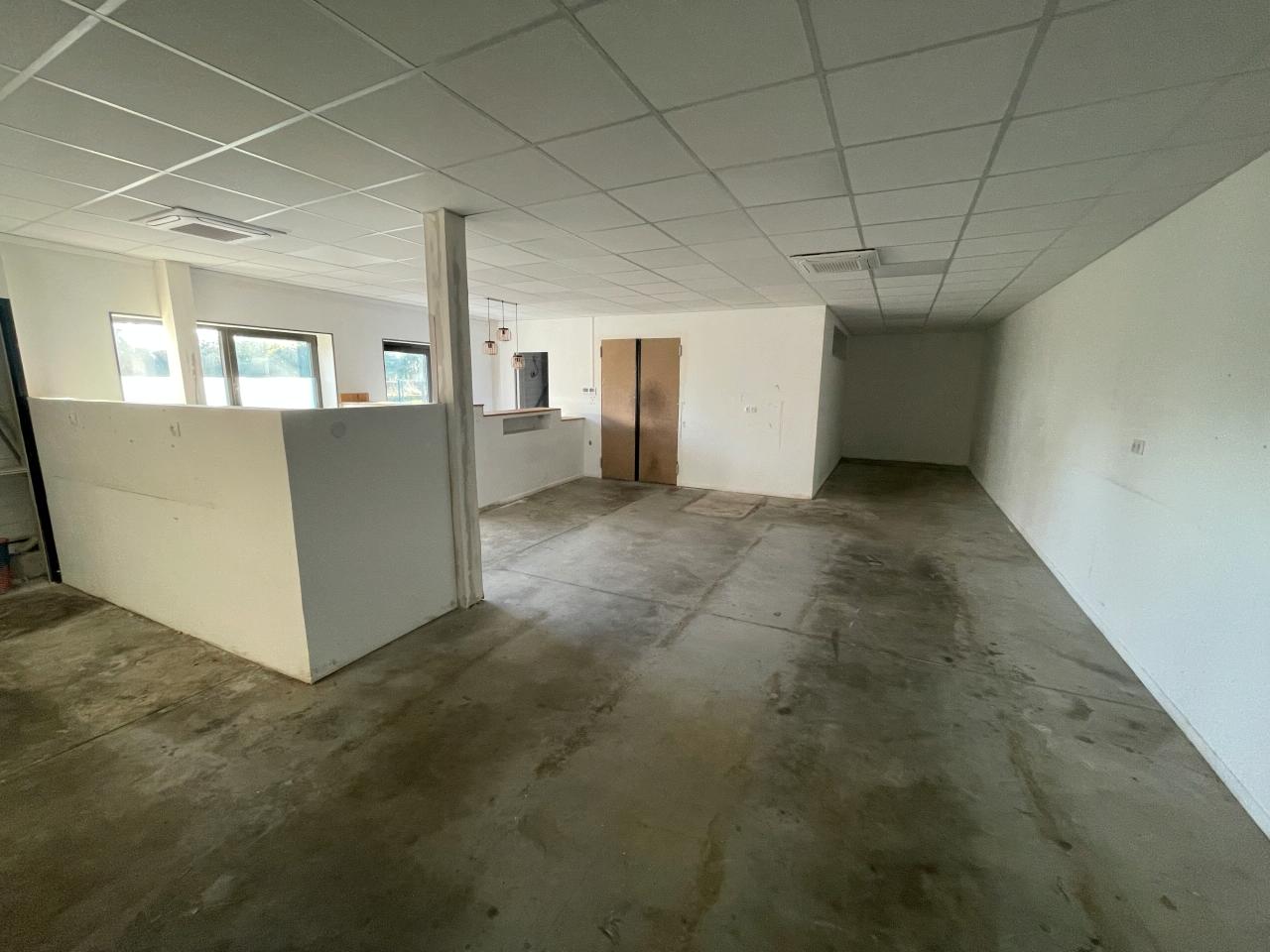 Local d'activité Domloup 160m² Vente local d'activité Domloup Ille-et-Vilaine OVACT2532082 2